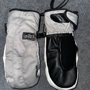 POW Gore-Tex® Mittens XS